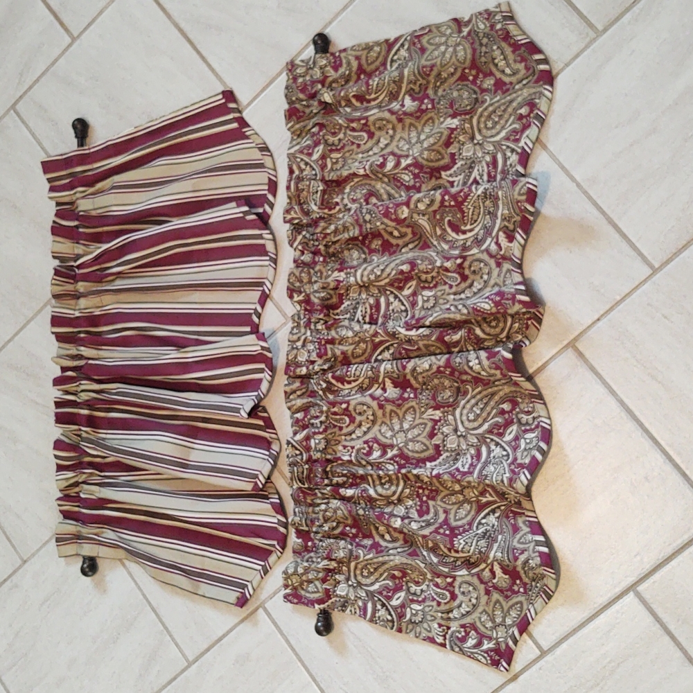 Mainstays Reversible Curtain Toppers and Adj. Rods